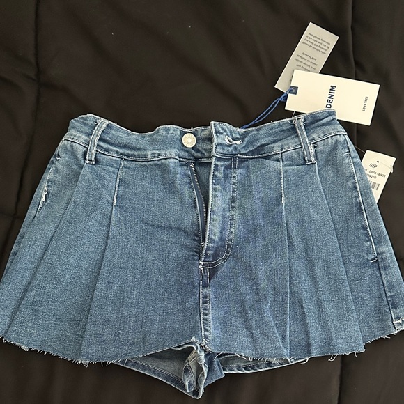 Love Tree Blue Denim Skorts - Picture 1 of 4